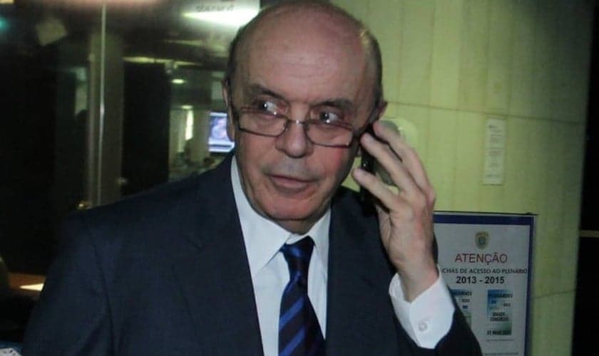 José Serra afirmou, por meio de sua assessoria, que o vazamento do inquérito no período eleitoral revela motivação política -
