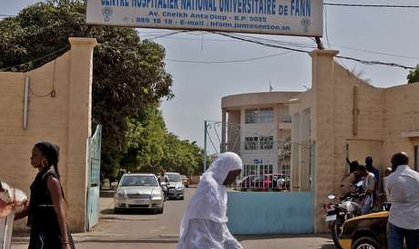 Hospital no Senegal que trata paciente com ebola confirmou que o jovem está curado