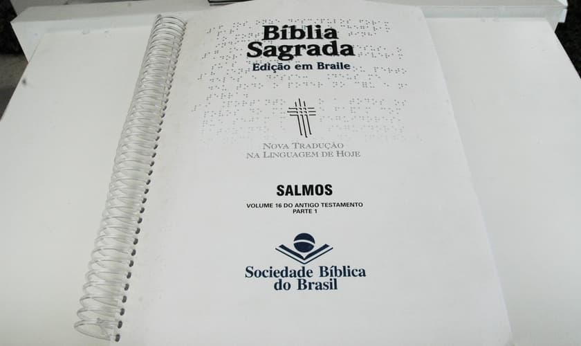 Bíblia em braile