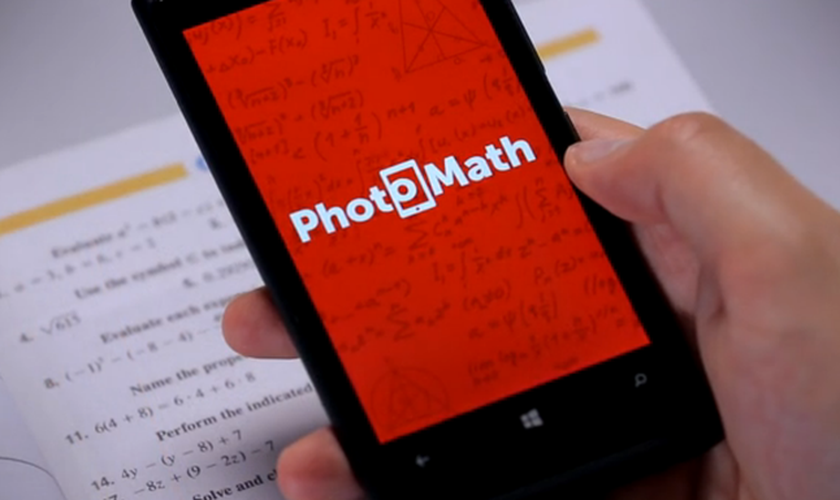 Aprenda a usar PhotoMath, app que resolve equações com a câmera do smart 