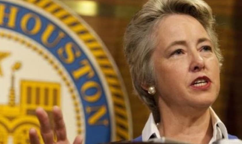 Prefeita de Houston irá retirar intimações contra pastores que abordam homossexualidade