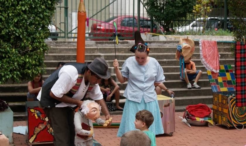 Programação de teatro gratuita em parques de São Paulo