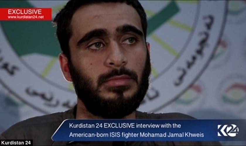 Mohamad Jamal Khweis é um cidadão norte-americano, tem 26 anos de idade e se rendeu às forças curdas, depois de se arrepender de ter se juntado ao Estado Islâmico, em Mosul. (Imagem: Fox News / Reprodução)