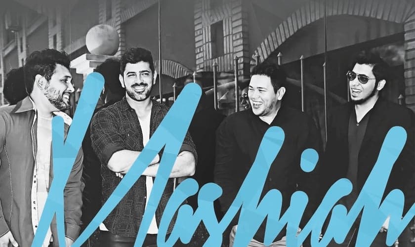 Marcelo, Felipe Escaleira (vocal), Bruno Cesar (teclados) e Marcio Bastos (bateria), formam o ministério. (Foto: Divulgação).