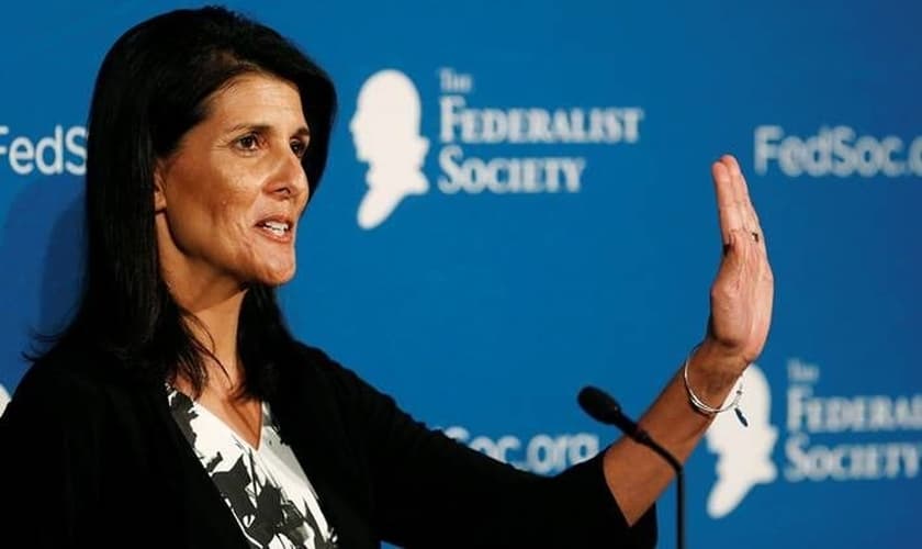 Nikki Haley é cristã e está deixando de ser governadora da Carolina do Sul (EUA) para assumir o cargo de Embaixadora dos Estados Unidos na ONU. (Foto: CNS News)