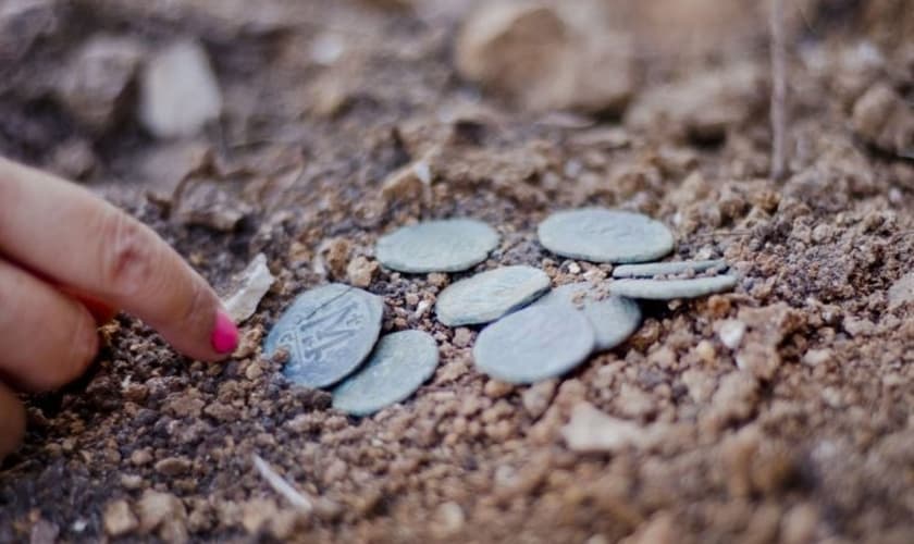 As moedas foram usadas por cristãos em fuga, há mais de 1.400 anos. (Foto: Autoridade de Antiguidades de Israel)