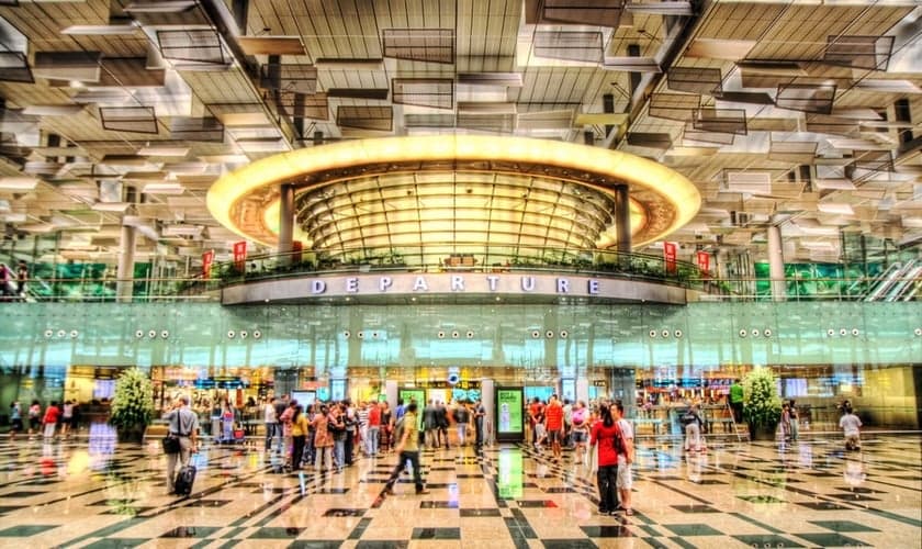 Terminal 3 do aeroporto de Changi, em Singapura. (Foto: Reprodução)