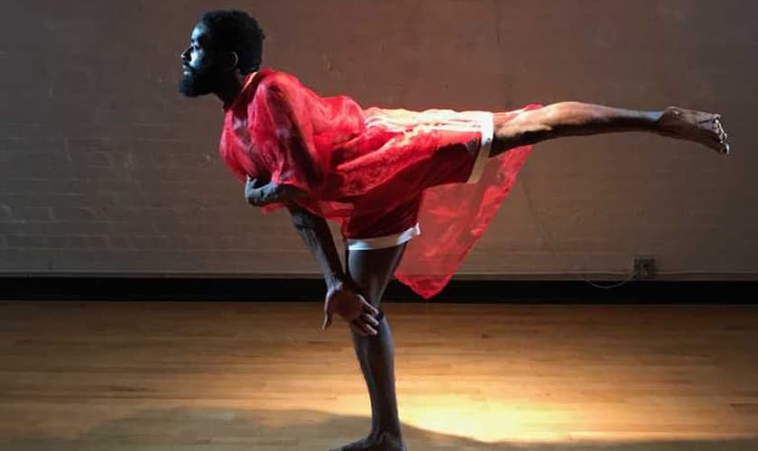 Jerron Herman atua na Companhia de Dança Heidi Latsky, em Nova York. (Foto: Andria May-Corsini)