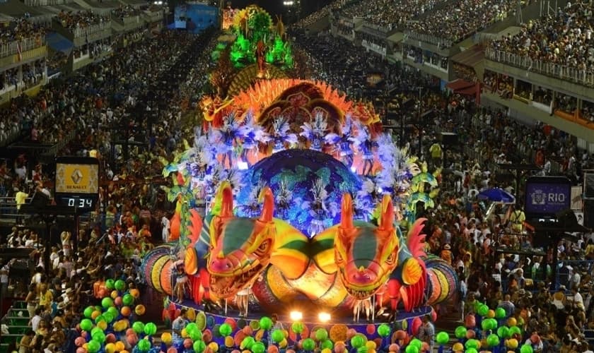 Desfile de Carnaval, no Rio de Janeiro, em 2017. (Foto: G1)