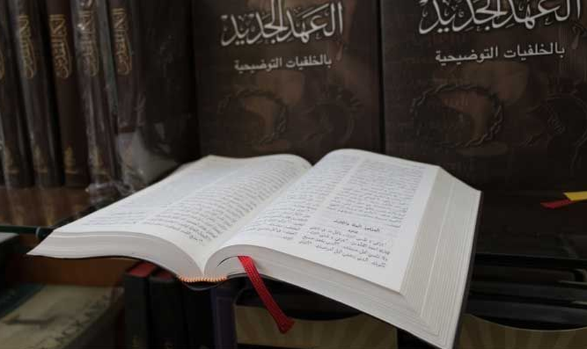 Desde 2013, o Sudão não recebe uma nova remessa de Bíblias para ser distribuída entre os cristãos. (Foto: Reprodução).