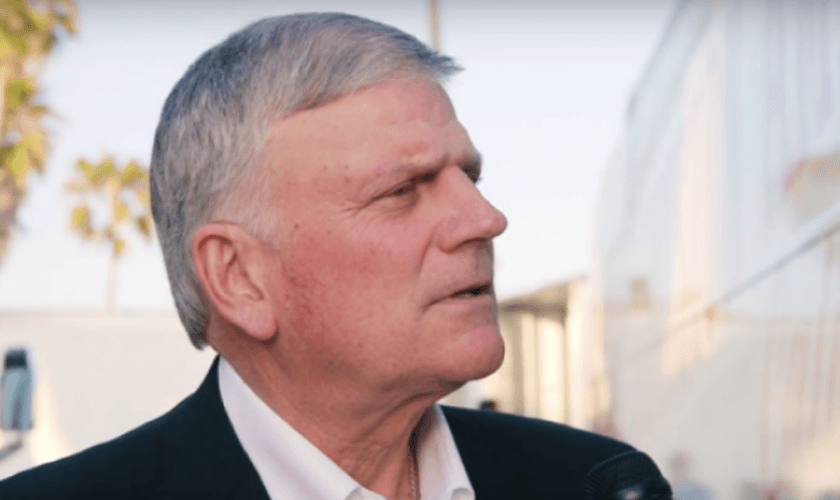 A mensagem de Graham foi parte da Global Focus Week da Liberty, um evento semestral que visa aumentar a conscientização global entre os alunos. (Foto: Reprodução).