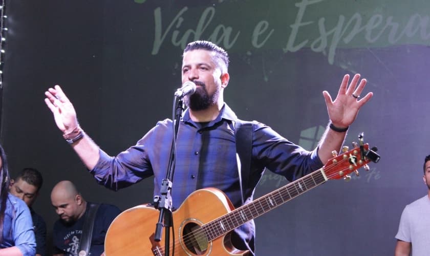 Gladson GP está lançando seu single "Fé Inabalável". (Foto: Divulgação)