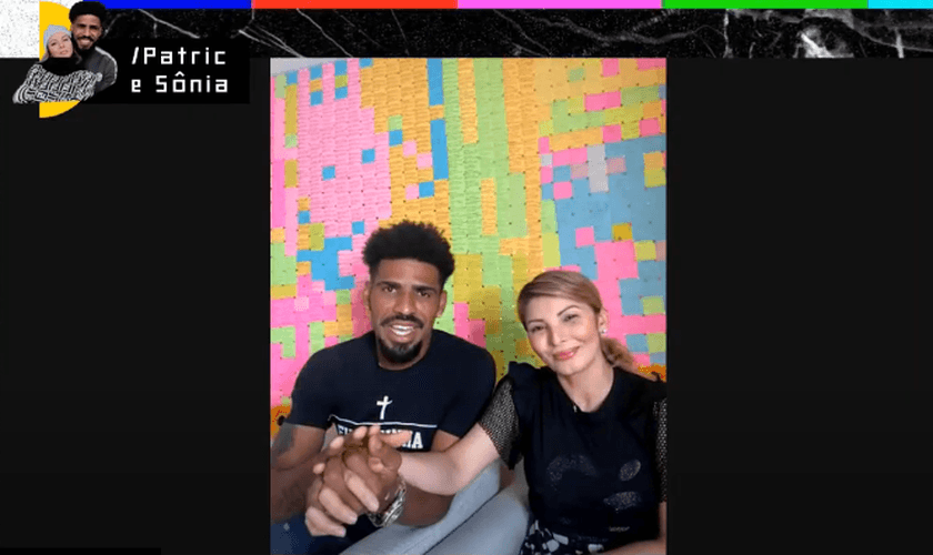 Patric, atacante do Gamba Osaka, no Japão, e sua esposa, a missionária Sônia Oliveira. (Foto: Reprodução/Guiame)