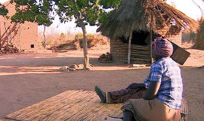 Cristãos sofrem com frequentes ataques por sua fé. (Foto: Reeprodução / UGCN)