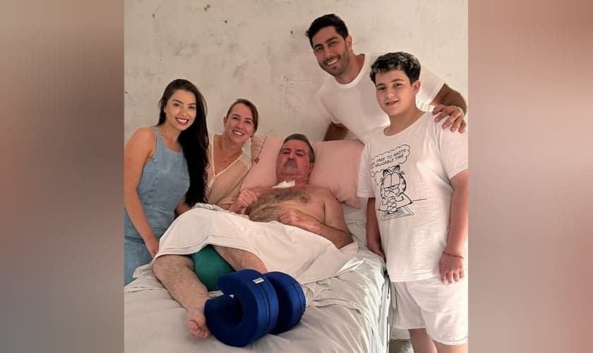 Jonathan Nemer visitou João Héber e sua família. (Foto: Instagram/Jonathan Nemer).