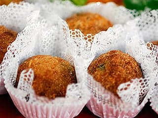  Bolinho de Arroz com Atum