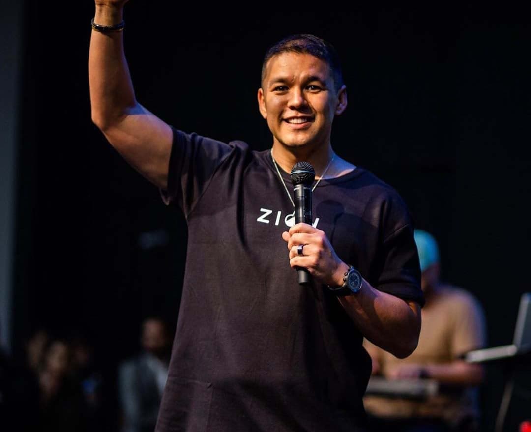Pastor Teófilo Hayashi fala sobre o impacto do The Send no Brasil. (Foto: Zion Church)