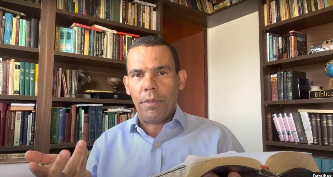 Rodrigo Silva, arqueólogo, teólogo e historiador. (Foto: Captura de tela/YouTube Rodrigo Silva Arqueologia)
