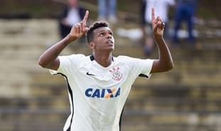 Ex-jogador do Corinthians conta que se converteu através de Marcelinho  Carioca - Guiame