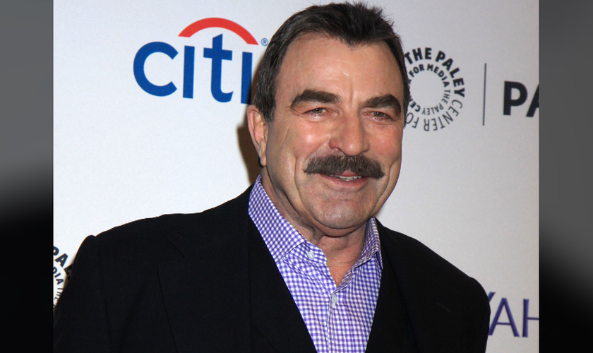 O ator Tom Selleck. (Foto: Reprodução/God TV)