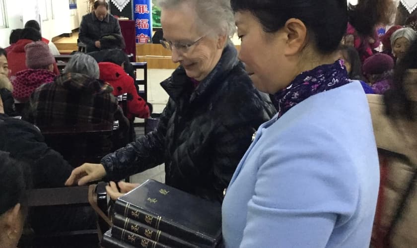 A distribuição em solo russo é uma estratégia da “Bible for China'' para introduzir exemplares na China. (Foto: Imagem ilustrativa/Facebook/Bibles for China).