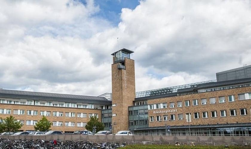 Rikshospitalet, o único hospital público norueguês até agora onde os pacientes podem iniciar o processo de mudança de sexo. (Foto: Reprodução/Rikshospitalet).