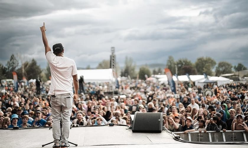 O evento do evangelista Andrew Palau impactou a cidade de Klamath Falls. (Foto: Instagram/Greater Klamath CityFest).