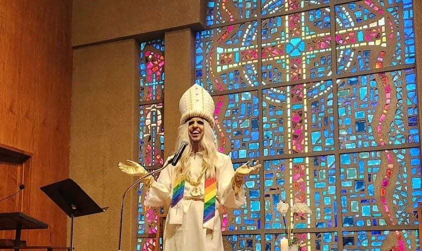  A Igreja recebeu drag queens para ministrar no culto de domingo. (Foto: Reprodução/Facebook/Calvary Presbyterian Church)