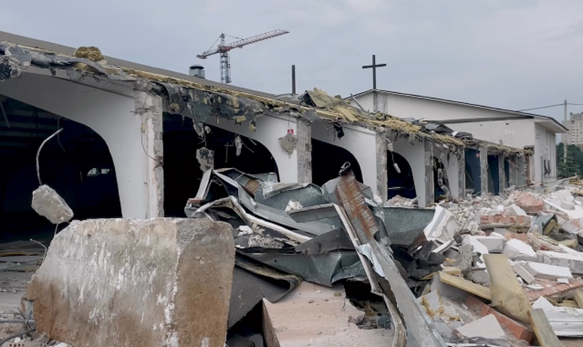Destroços do prédio da Igreja Nova Vida, em Minsk. (Foto: Captura de tela/Instagram/New Life Church Minsk).