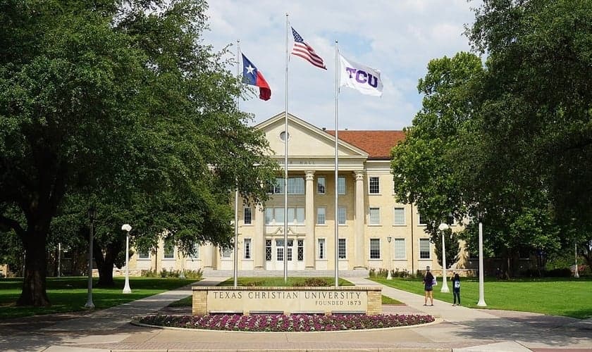 M.E. Sadler Hall no campus da Texas Christian University em Fort Worth, Texas. (Foto: Michael Barera/Creative Commons)