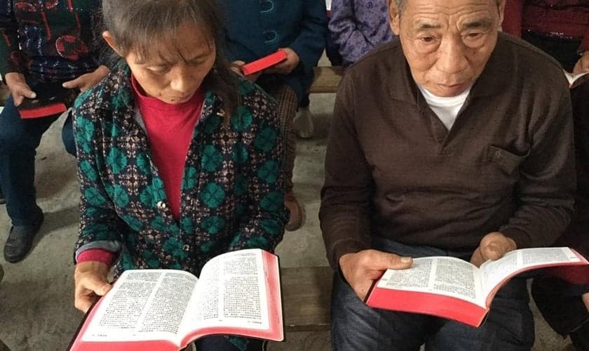 Governo chinês está adulterando a Bíblia. (Foto representativa: MNN)