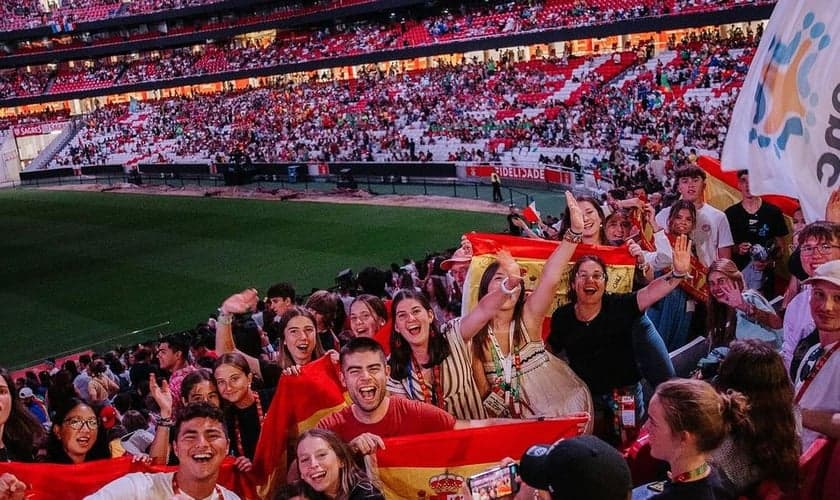 Público no Estádio da Luz, em Lisboa. (Foto: The Change/Instagram)