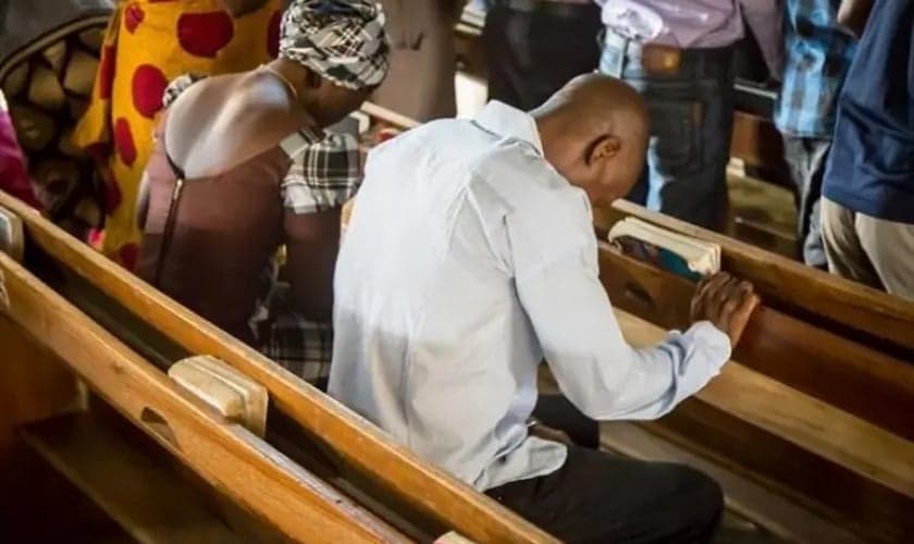 Cristãos nigerianos pedem orações. (Foto representativa: Portas Abertas)