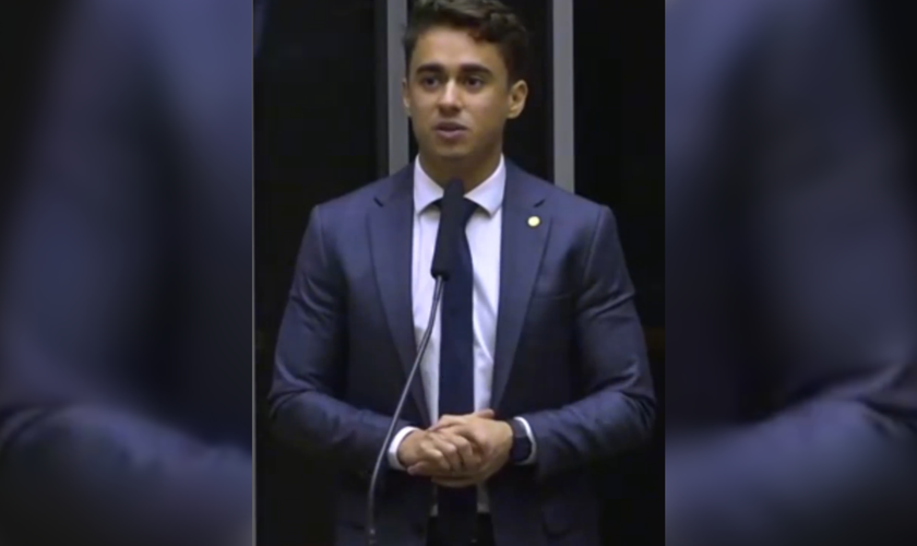 Nikolas Ferreira na tribuna da Câmara dos Deputados, em 5 de dezembro de 2023. (Captura de tela/Instagram/nikolasferreiradm)