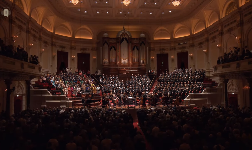 Concerto no Concertgebouw. (Captura de tela/YouTube/ Marco den Toom)