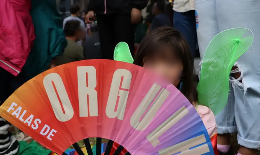 Parada Gay em SP teve bloco infantil. (Foto: Rovena Rosa/Agência Brasil)