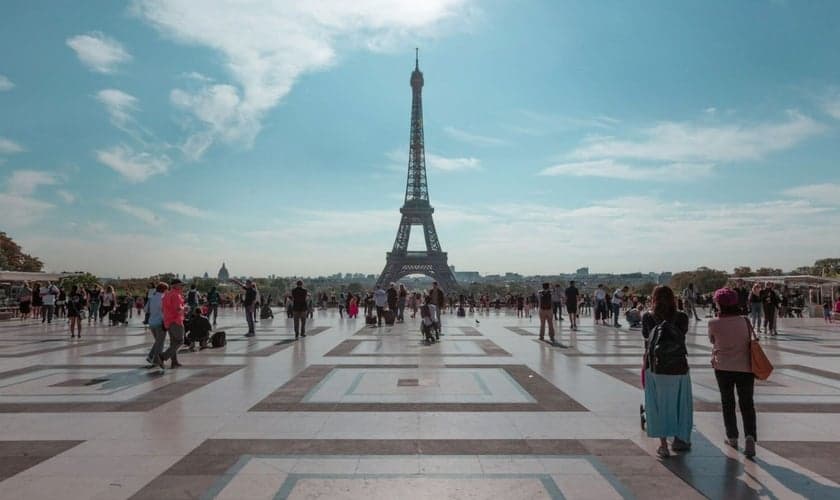 Torre Eiffel. (Foto: Reprodução/Unsplash/Yaopey Yong)