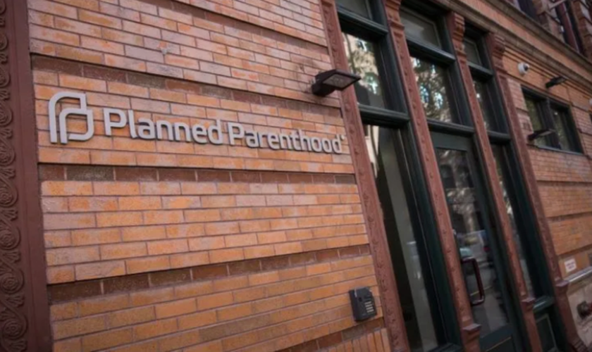 Fachada do Manhattan Health Center, clínica da Planned Parenthood em Nova York. (Foto: Planned Parenthood)