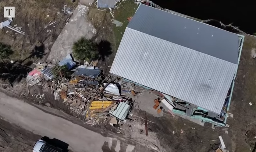 Imagens de drone revelam a devastação do furacão Helene na Flórida. (Captura de imagem/YouTube/The Times e The Sunday Times)