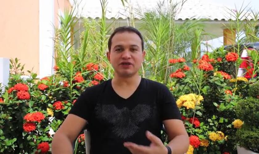 Davi Sacer publica o seu vídeo para o desafio "#LançandoaPalavra"; confira