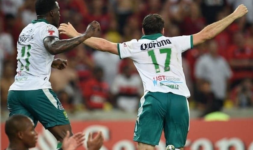 Arizala e Boselli: dupla repetiu os gols do primeiro jogo e foi fundamental na vitória do León