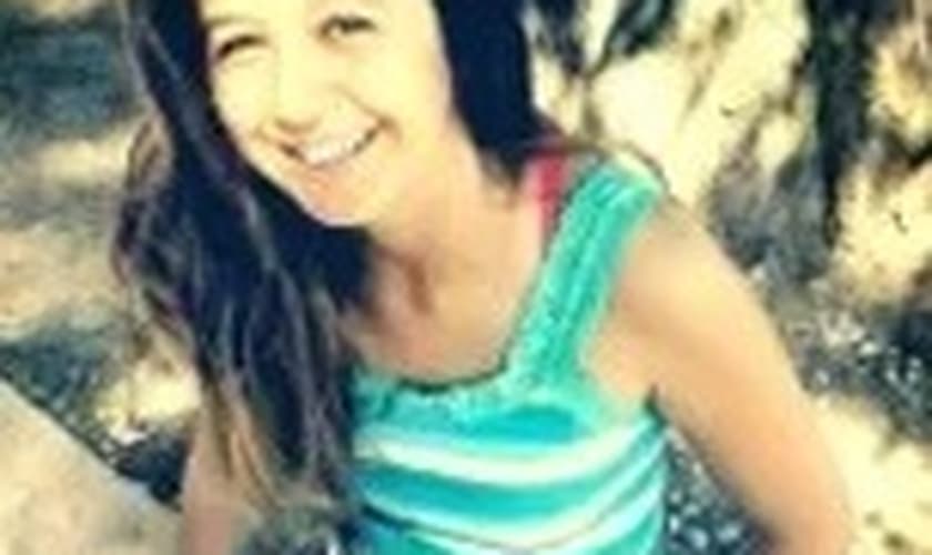 Garota morta ao se enganar com remédio