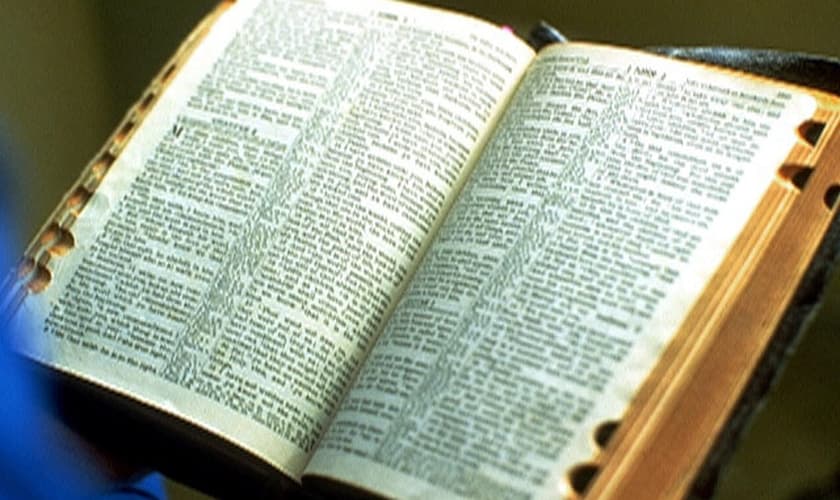 Vereador de Fortaleza (CE) propõe leitura bíblica obrigatória em escolas