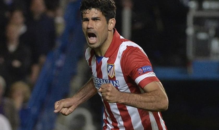 Diego Costa comemora gol sobre o Chelsea, na última quarta: atacante soma 35 na temporada