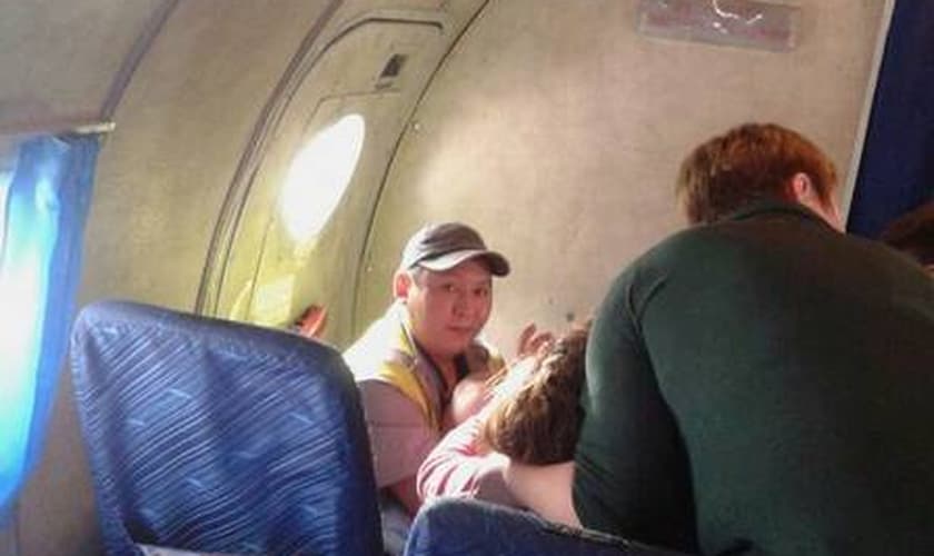 O parto aconteceu na primeira fileira do avião