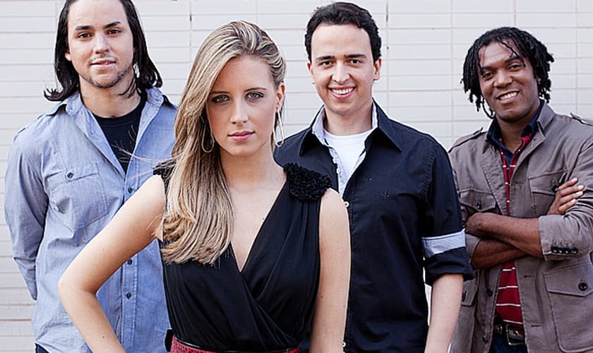 Ministério Pedras Vivas lança o clipe "Oceano de Amor"; confira