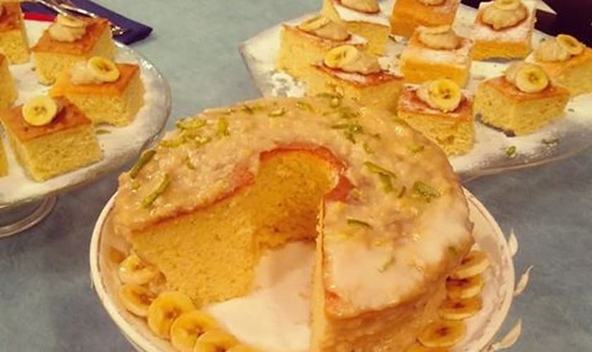 Bolo de laranja com brigadeiro de banana