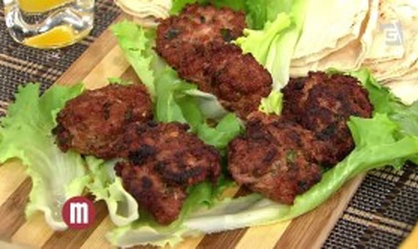 Bolinho de linguiça picante