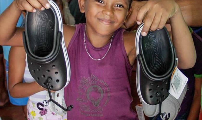 Crocs Cares e ADRA