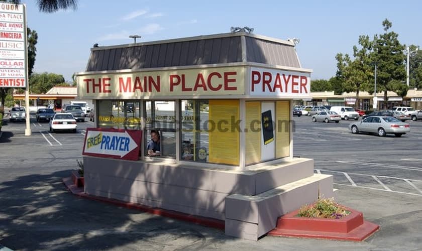 Teólogo norte-americano comenta "Drive-Thru da Oração" e reflete sobre o assunto